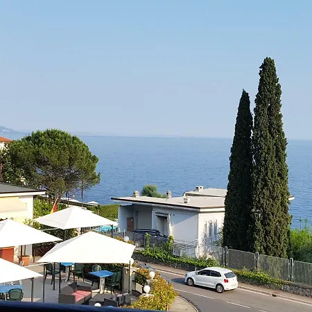 Made In Brazil Guest house Gardone Riviera
